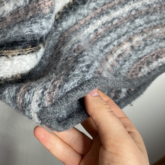 American Eagle plush knit striped mockneck sweater size XS - Picture 8 of 11